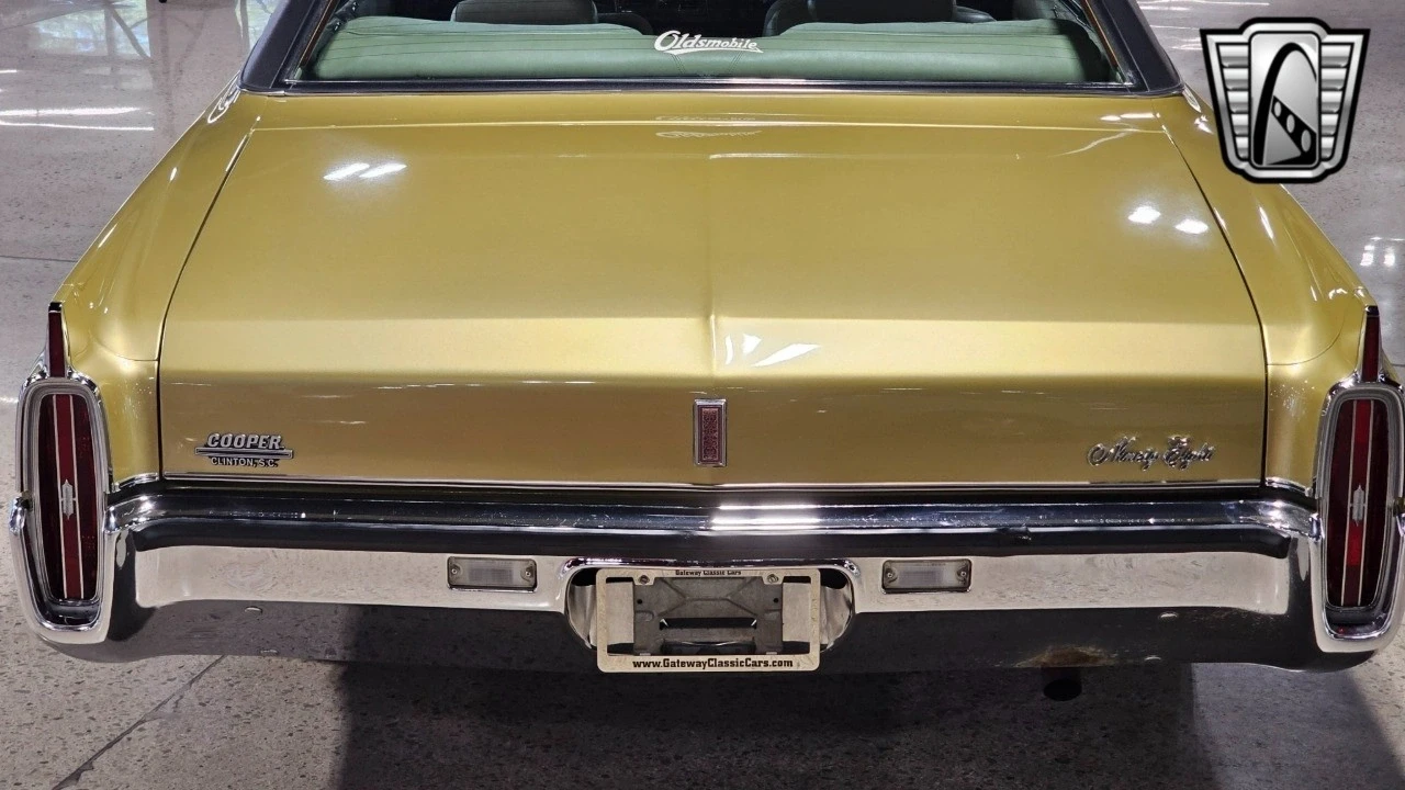 1972 Oldsmobile 98 - Image 10 of 12