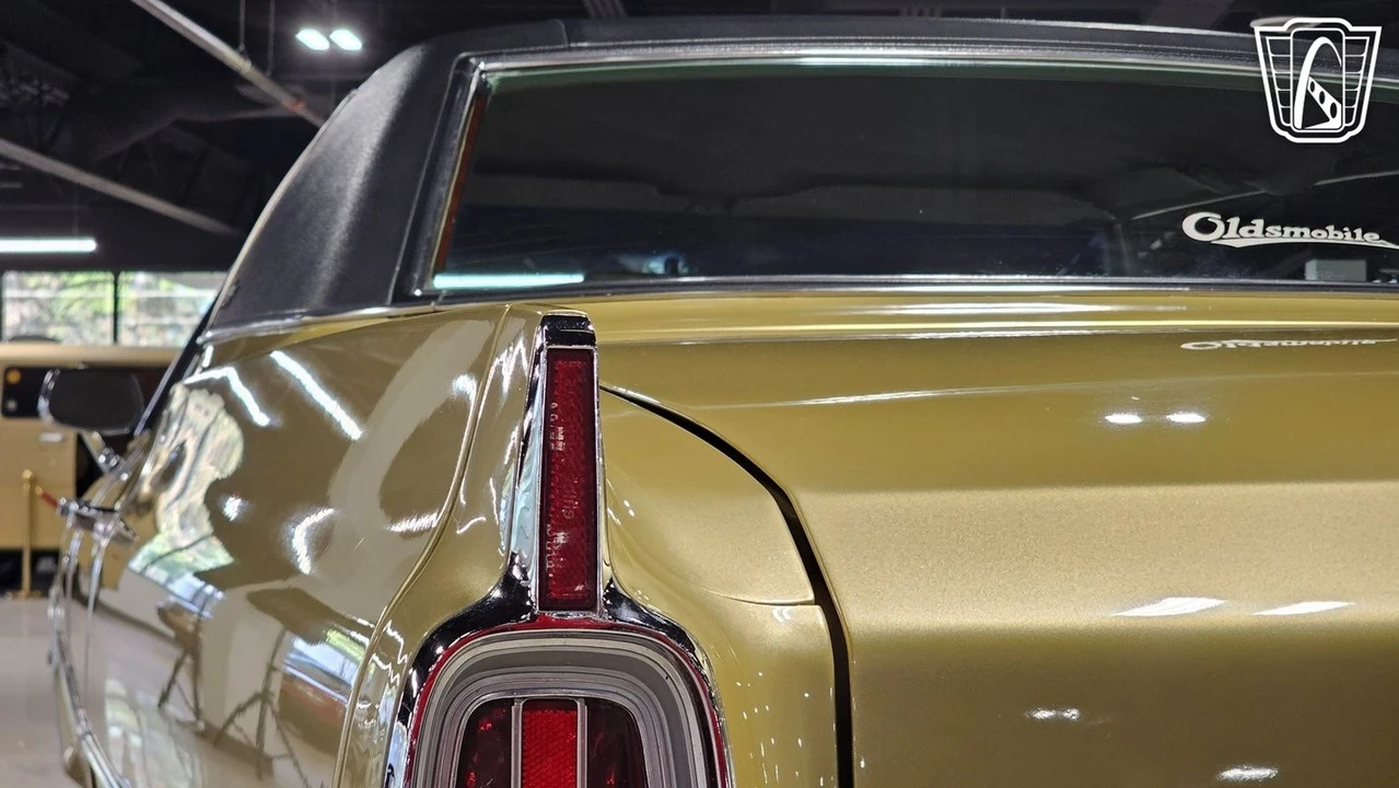 1972 Oldsmobile 98 - Image 19 of 21