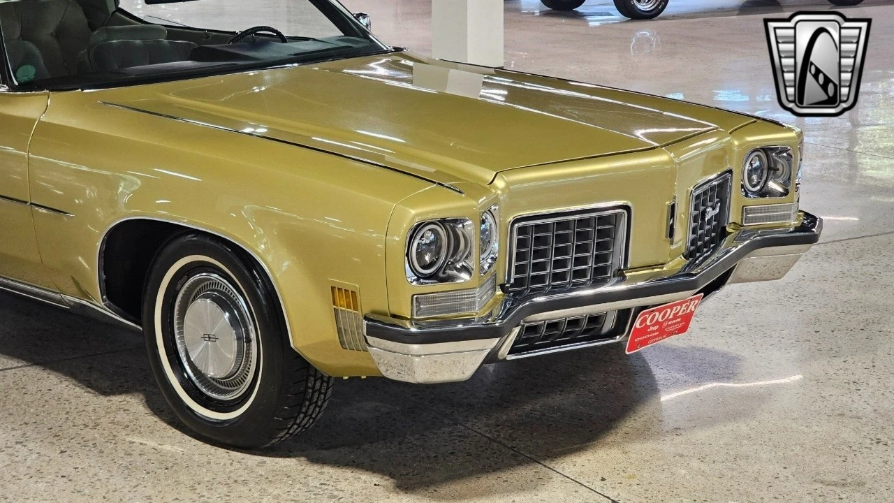 1972 Oldsmobile 98 - Image 3 of 12