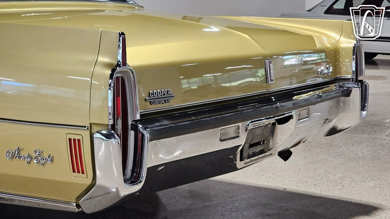 1972 Oldsmobile 98 - Image 17 of 21