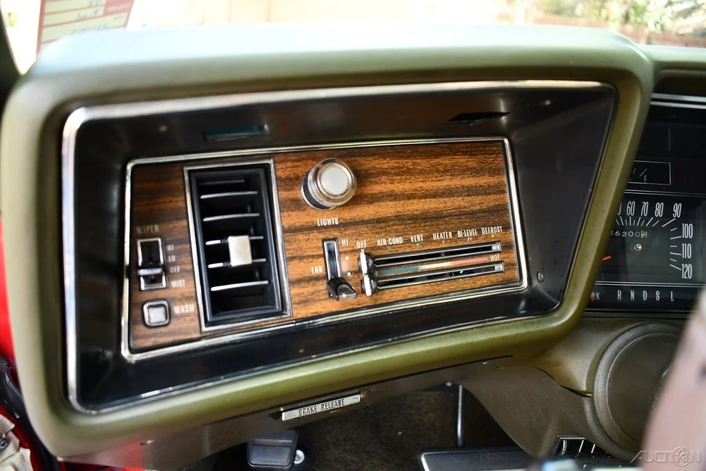 1972 Oldsmobile 98 - Image 17 of 24