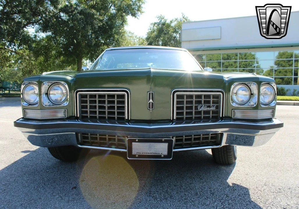 1972 Oldsmobile 98 - Image 11 of 12