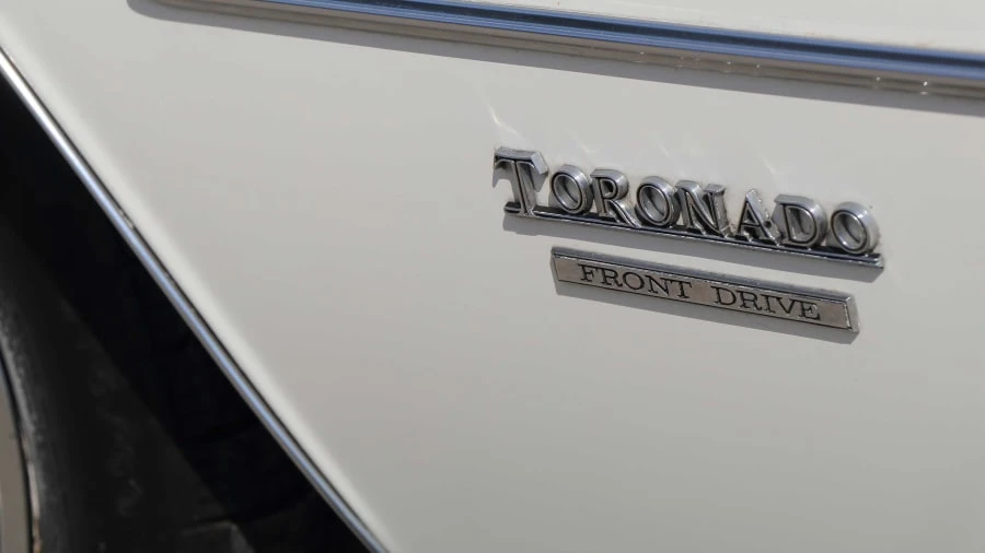 1972 Oldsmobile Toronado - Image 9 of 12