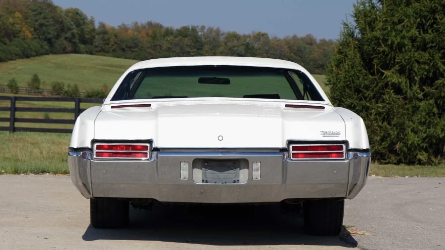 1972 Oldsmobile Toronado - Image 11 of 12