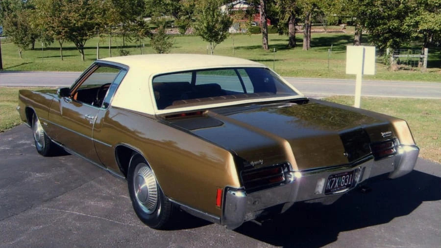 1972 Oldsmobile Toronado - Image 2 of 2