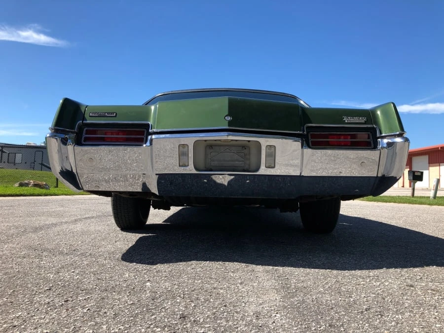 1972 Oldsmobile Toronado - Image 9 of 12