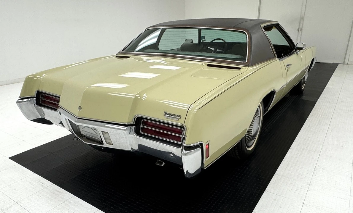 1972 Oldsmobile Toronado - Image 5 of 21
