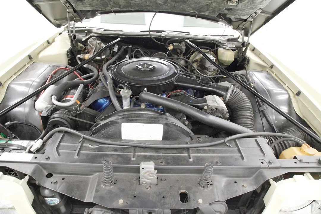 1972 Oldsmobile Toronado - Image 10 of 12