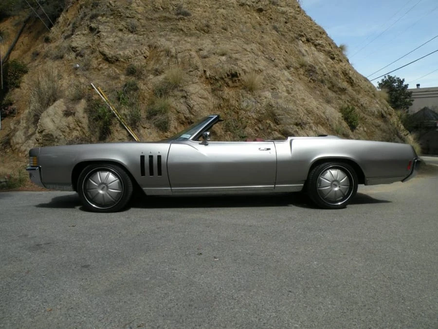 1972 Oldsmobile Toronado - Image 2 of 11