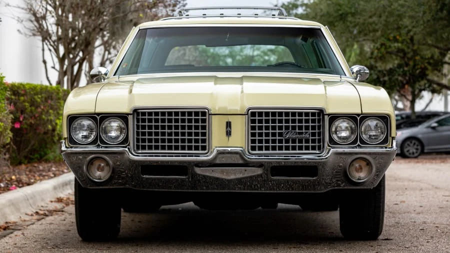 1972 Oldsmobile Vista Cruiser - Image 3 of 24