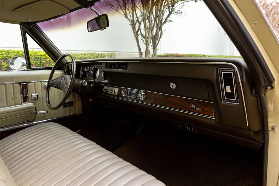 1972 Oldsmobile Vista Cruiser - Image 21 of 24