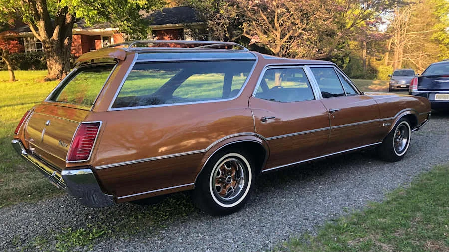 1972 Oldsmobile Vista Cruiser - Image 9 of 16