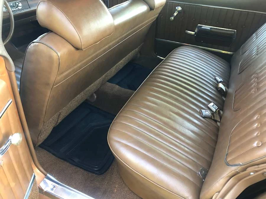 1972 Oldsmobile Vista Cruiser - Image 13 of 16