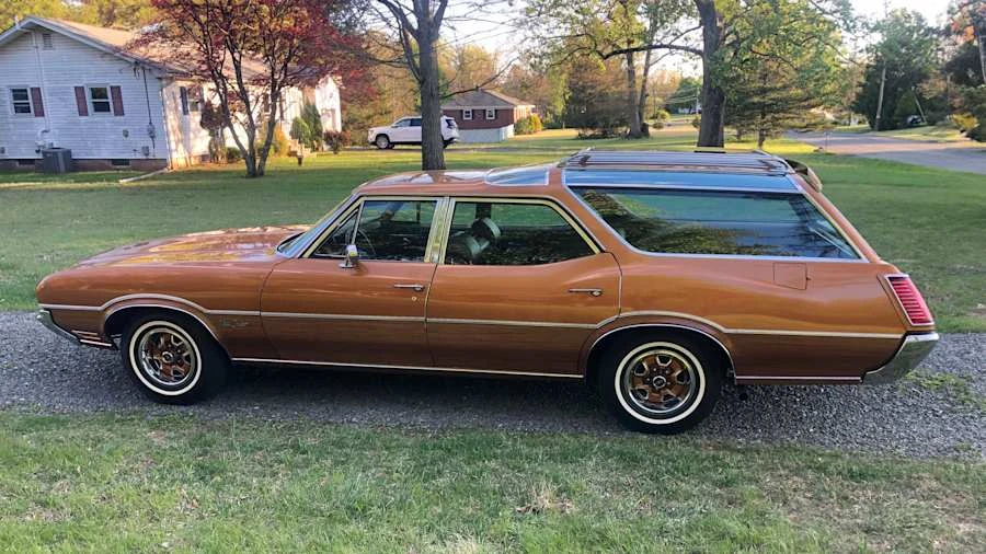 1972 Oldsmobile Vista Cruiser - Image 8 of 16