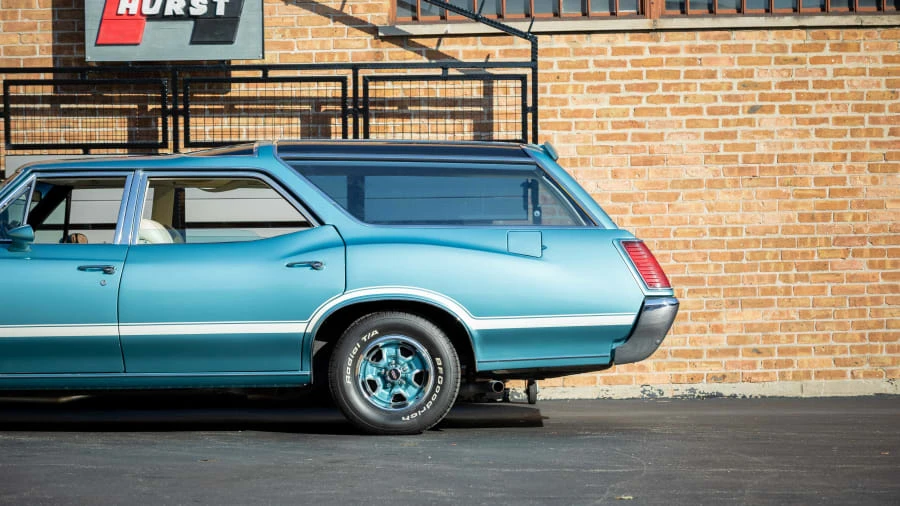 1972 Oldsmobile Vista Cruiser - Image 17 of 19