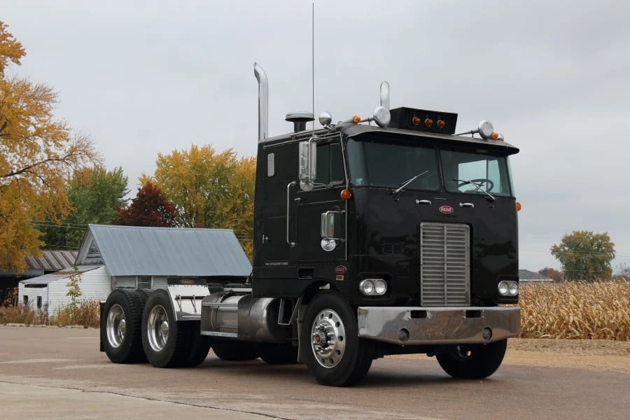1972 Peterbilt - Image 10 of 28