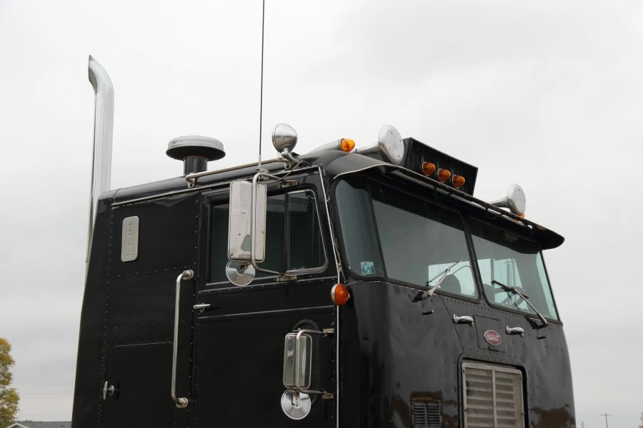 1972 Peterbilt - Image 9 of 28