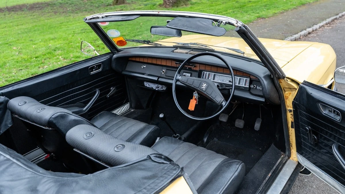 1972 Peugeot - Image 2 of 30