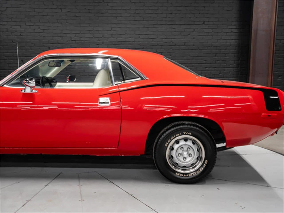 1972 Plymouth 'Cuda 3rd Gen Coupe - Image 14 of 31