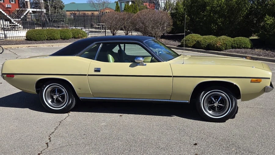 1972 Plymouth 'Cuda 3rd Gen Coupe - Image 11 of 31