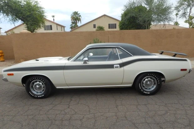 1972 Plymouth 'Cuda 3rd Gen Coupe - Image 3 of 10