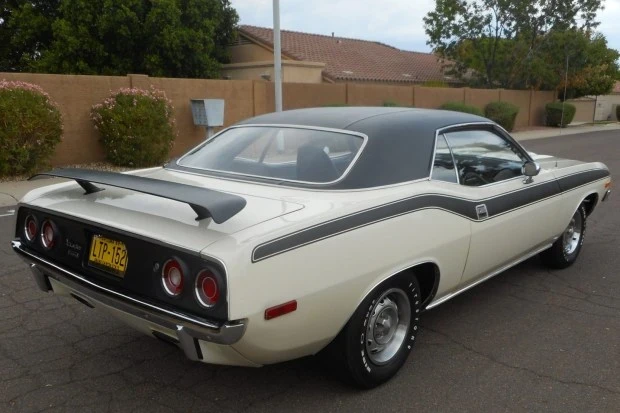 1972 Plymouth 'Cuda 3rd Gen Coupe - Image 2 of 10
