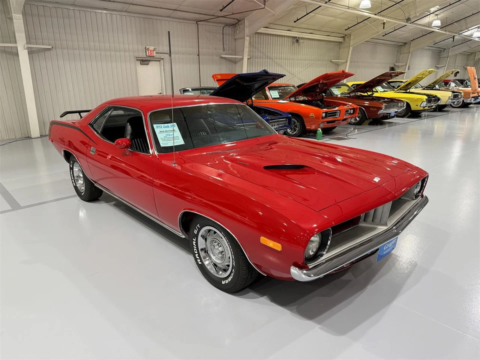 1972 Plymouth 'Cuda 3rd Gen Coupe - Image 9 of 31