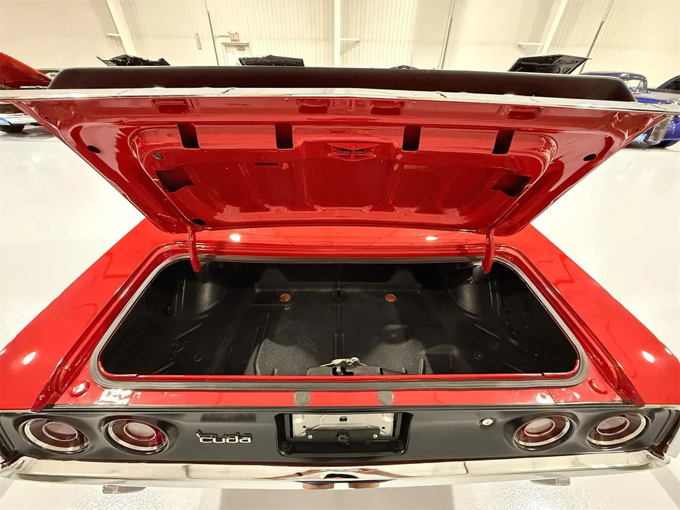 1972 Plymouth 'Cuda 3rd Gen Coupe - Image 26 of 31