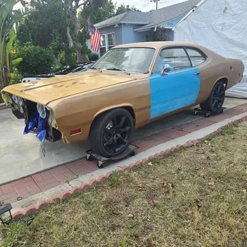 1972 Plymouth Duster 392 Hemi