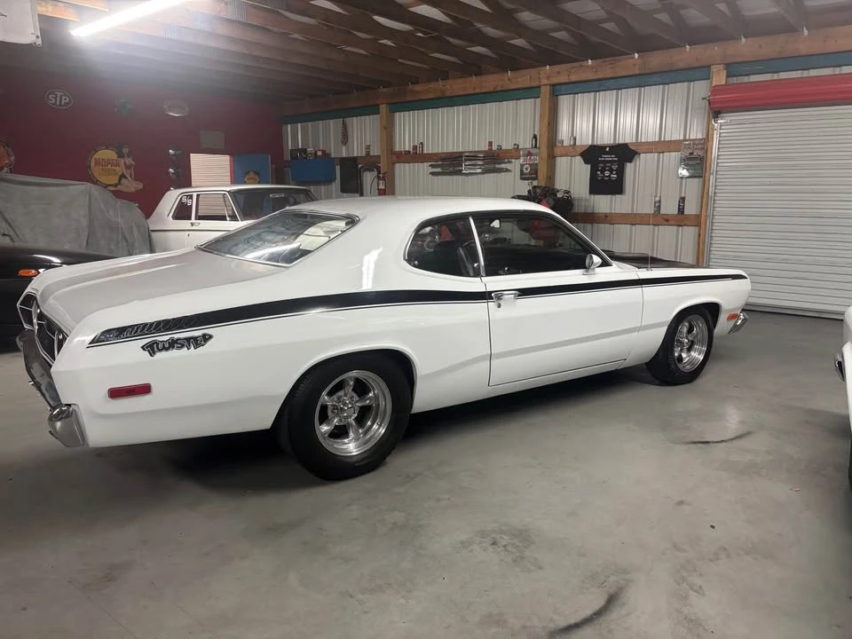 1972 Plymouth Duster - Image 2 of 20