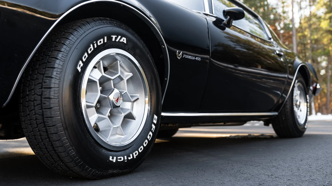 1972 Pontiac Firebird 2nd Gen - Image 17 of 31