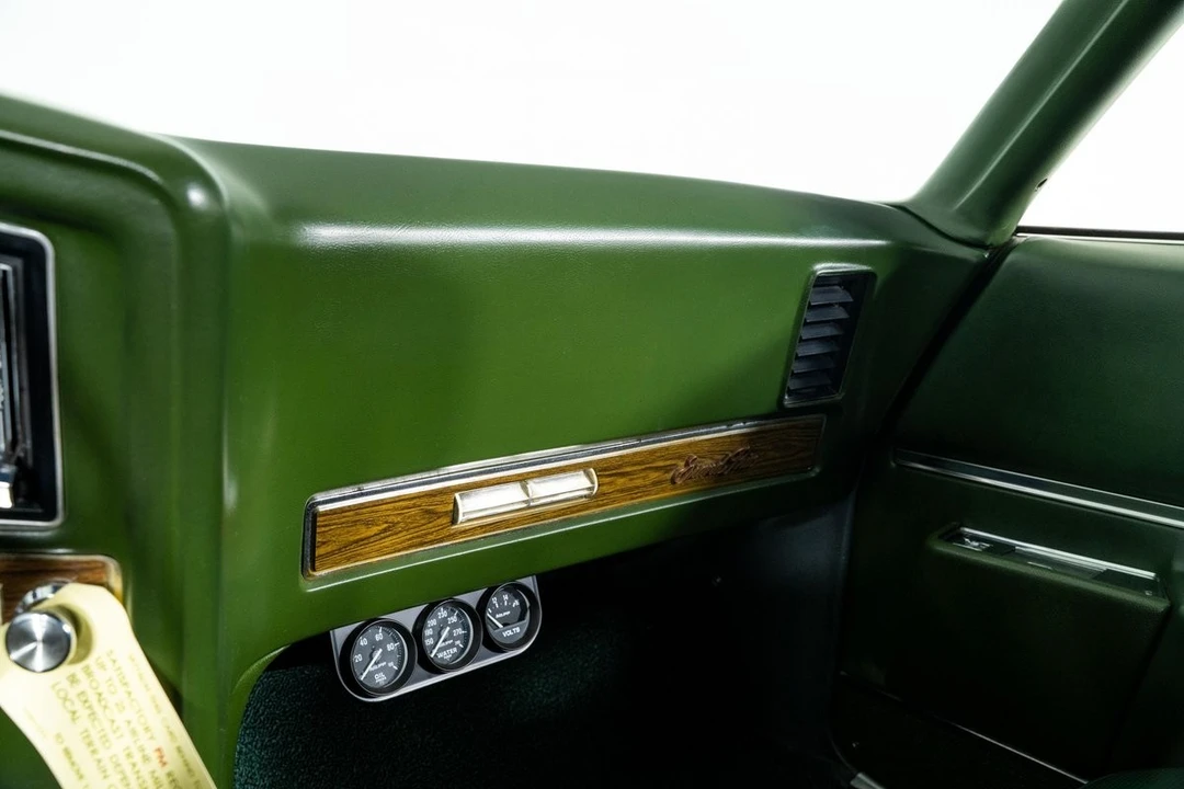 1972 Pontiac Grand Prix 2nd Gen - Image 30 of 31