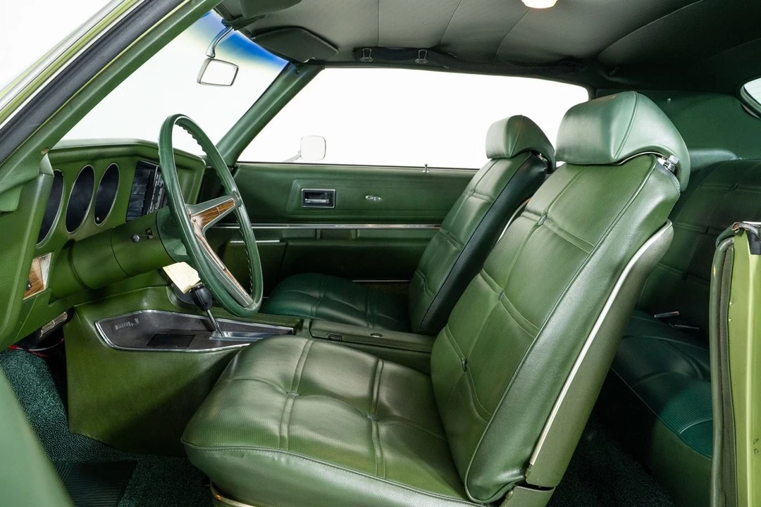 1972 Pontiac Grand Prix 2nd Gen - Image 16 of 31