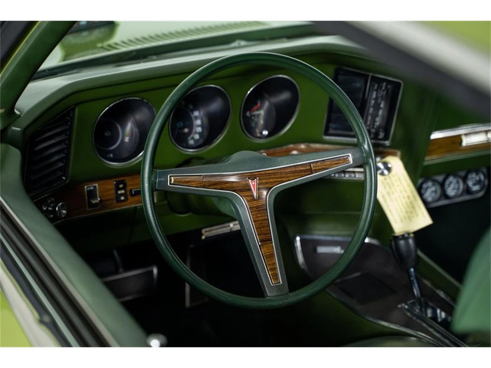 1972 Pontiac Grand Prix 2nd Gen - Image 18 of 31