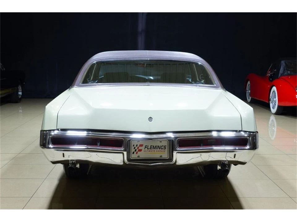 1972 Pontiac Grand Prix 2nd Gen - Image 14 of 31