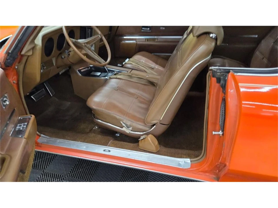 1972 Pontiac Grand Prix 2nd Gen - Image 21 of 31