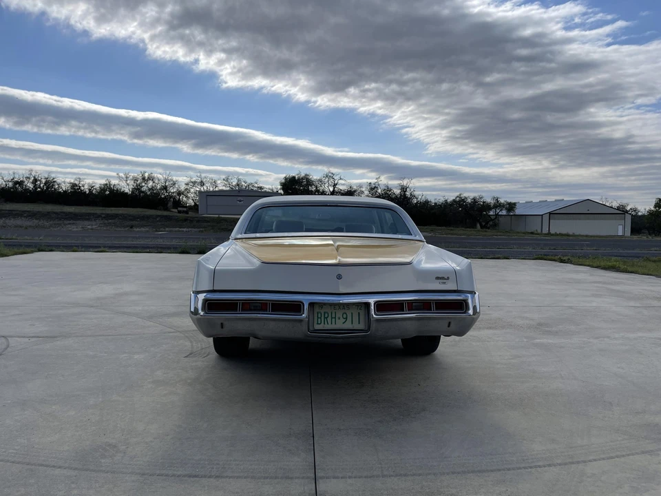 1972 Pontiac Grand Prix 2nd Gen - Image 14 of 31