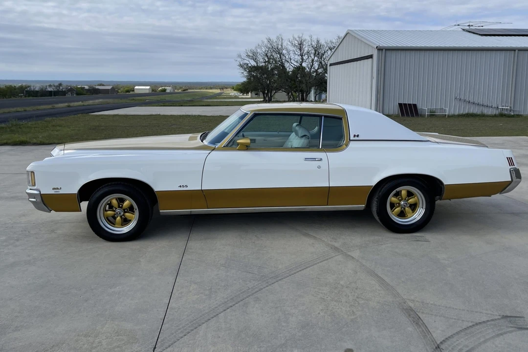 1972 Pontiac Grand Prix 2nd Gen - Image 9 of 31