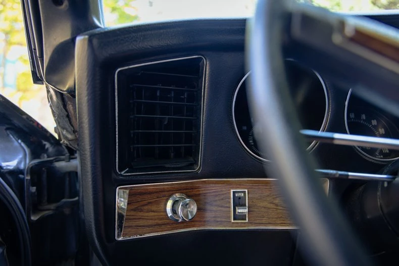 1972 Pontiac Grand Prix 2nd Gen - Image 13 of 31