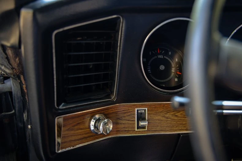 1972 Pontiac Grand Prix 2nd Gen - Image 17 of 31