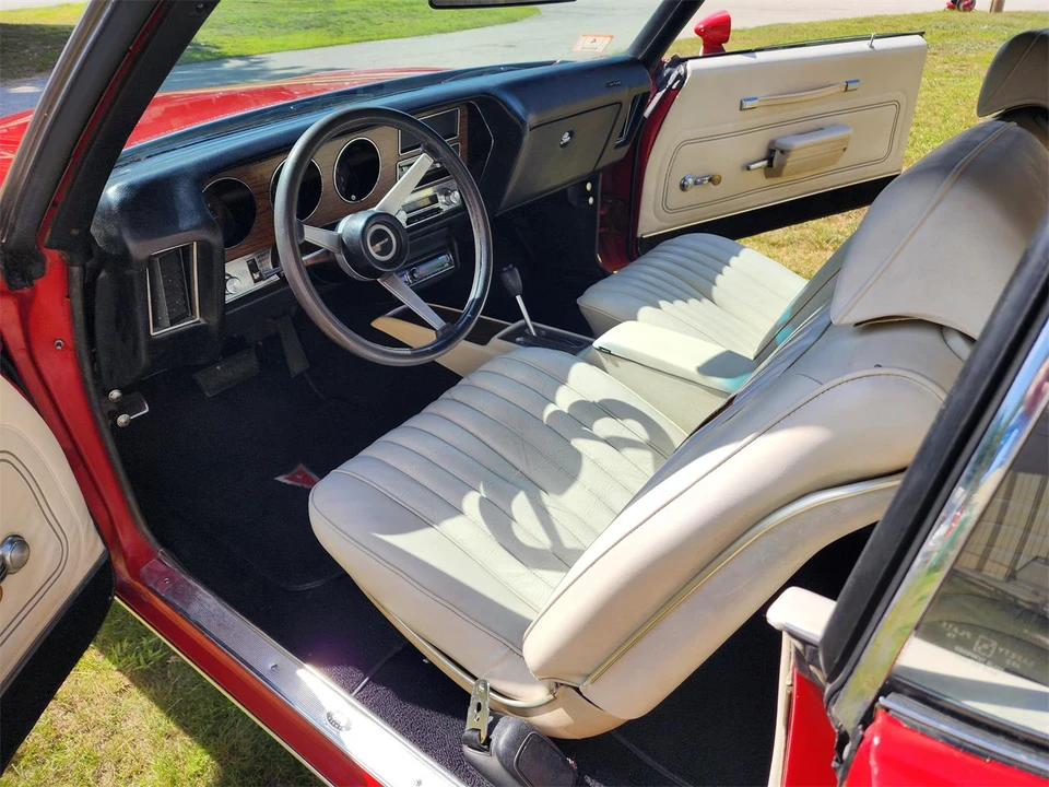 1972 Pontiac LeMans 3rd Gen - Image 27 of 31