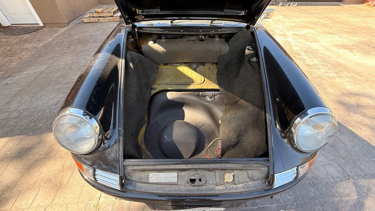 1972 Porsche 911 - Image 16 of 31