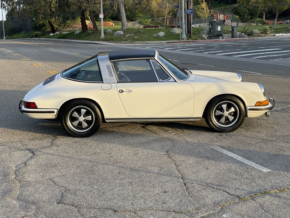 1972 Porsche 911 T F-Body LWB - Image 24 of 31