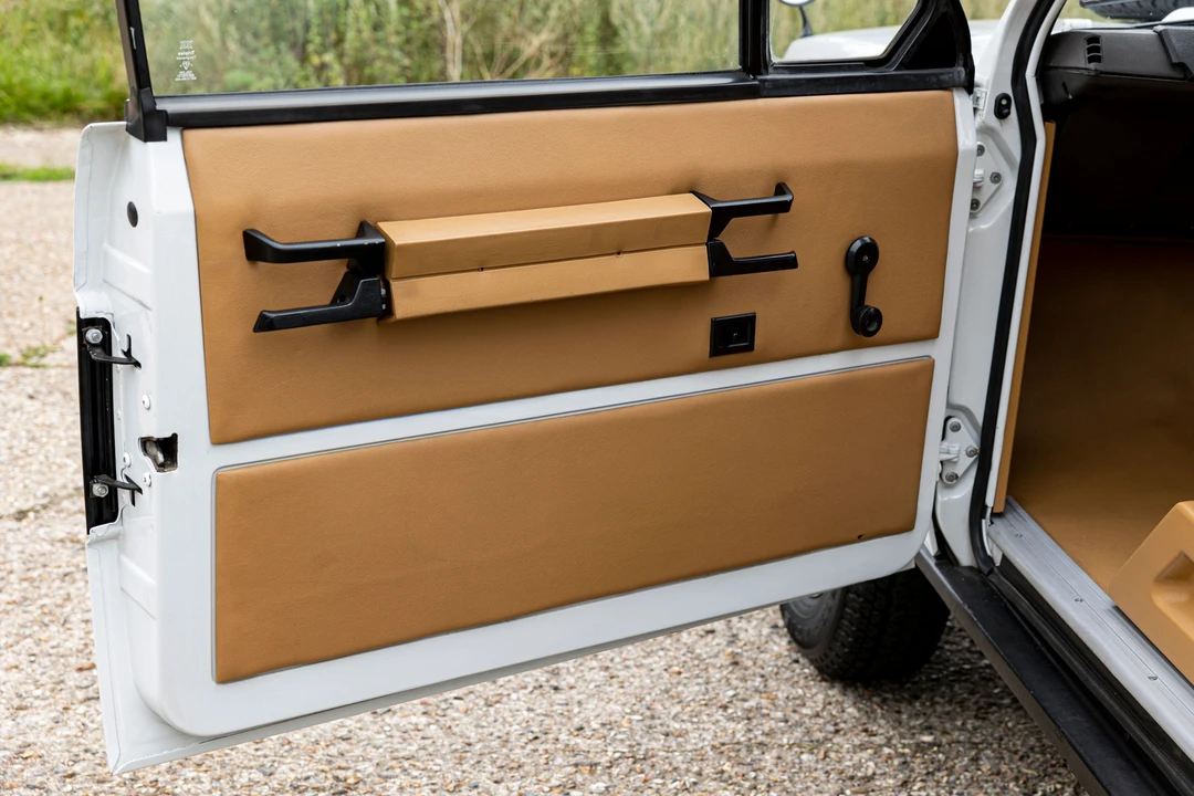 1972 Land Rover Range Rover Classic - Image 17 of 31