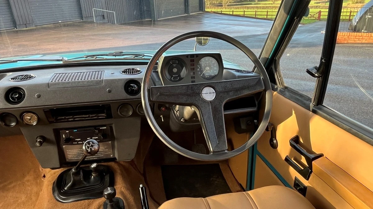 1972 Land Rover Range Rover Classic - Image 29 of 30