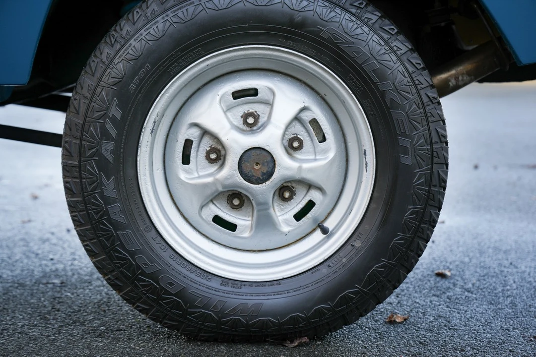 1972 Land Rover Range Rover Classic - Image 15 of 30