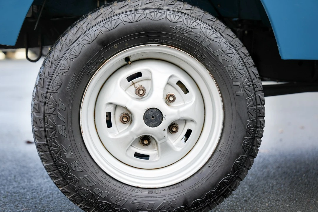 1972 Land Rover Range Rover Classic - Image 17 of 30