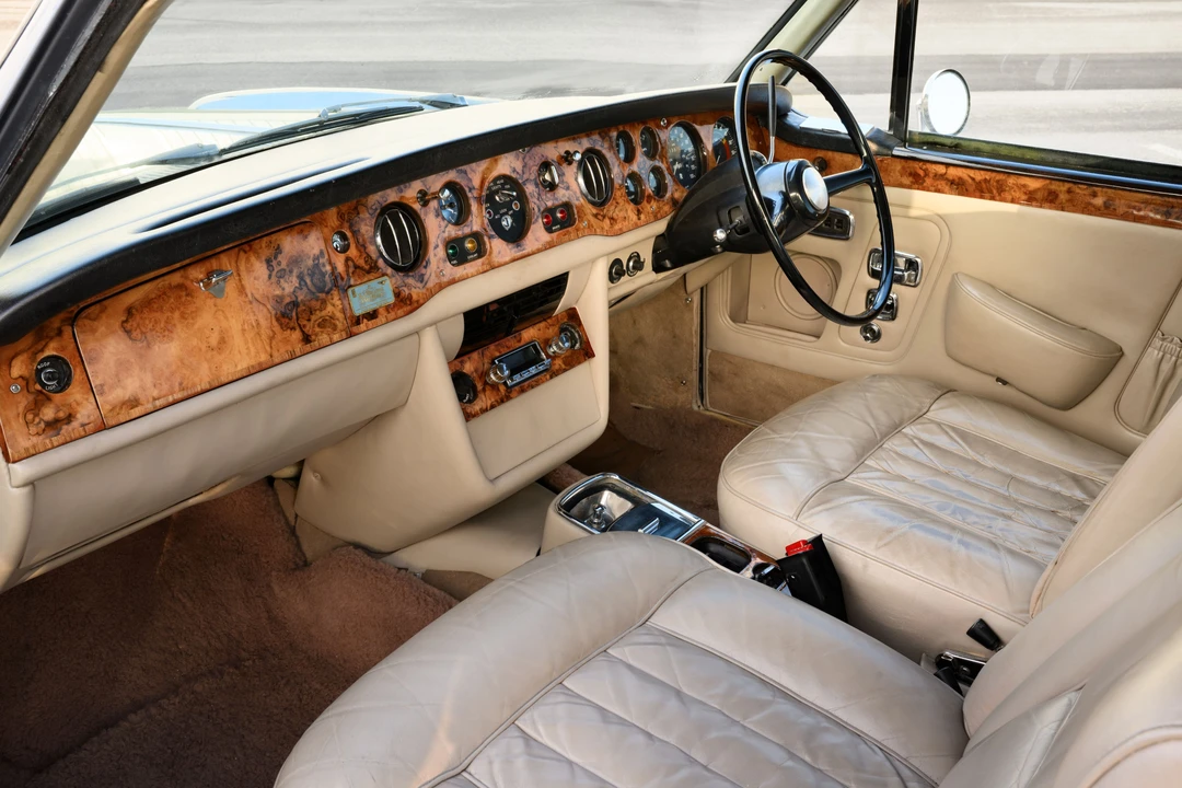 1972 Rolls-Royce Corniche Series I - Image 6 of 31