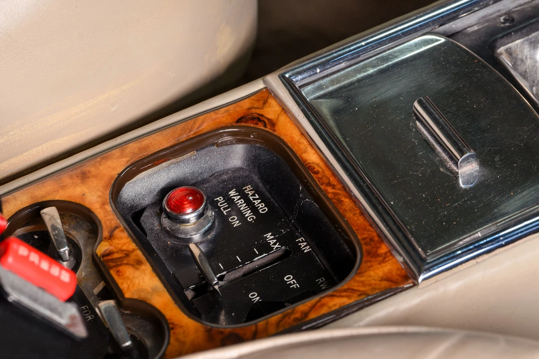 1972 Rolls-Royce Corniche Series I - Image 13 of 31