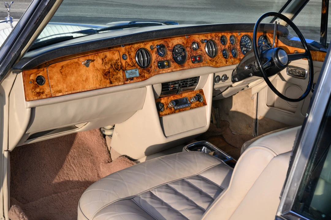 1972 Rolls-Royce Corniche Series I - Image 7 of 31
